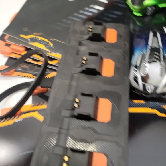 Anki Overdrive Supertrack Super Kit Car SuperCar X52 18 Wheeler Tracks Lot - Picture 5 of 16